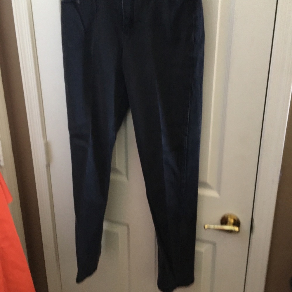 FINAL MARKDOWN Ladies lee riders relaxed fit jeans 12